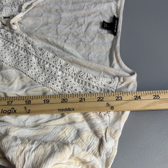 Torrid Boho Peplum Top Womens 1 Ivory White Stripe Crochet Lace Tie Front Rayon - Picture 9 of 11